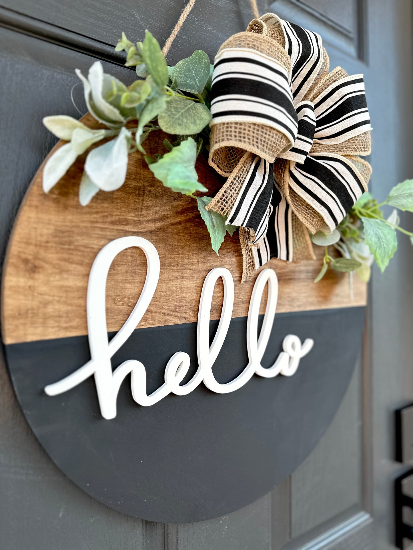 19” Farmhouse Hello Wood Door Hanger