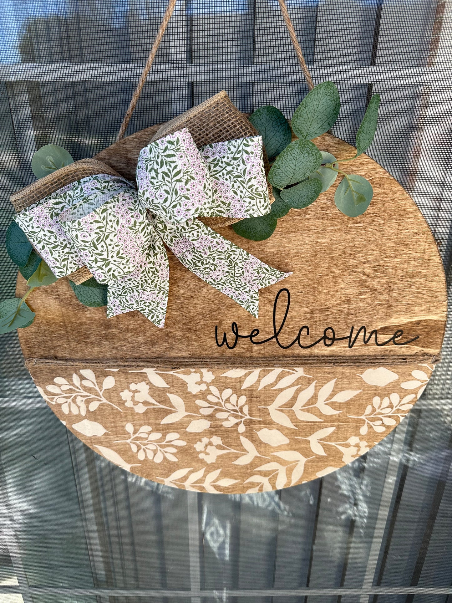 19” Welcome - Stained Wood Sign with Magnetic Bow - Spring Leaf Pattern
