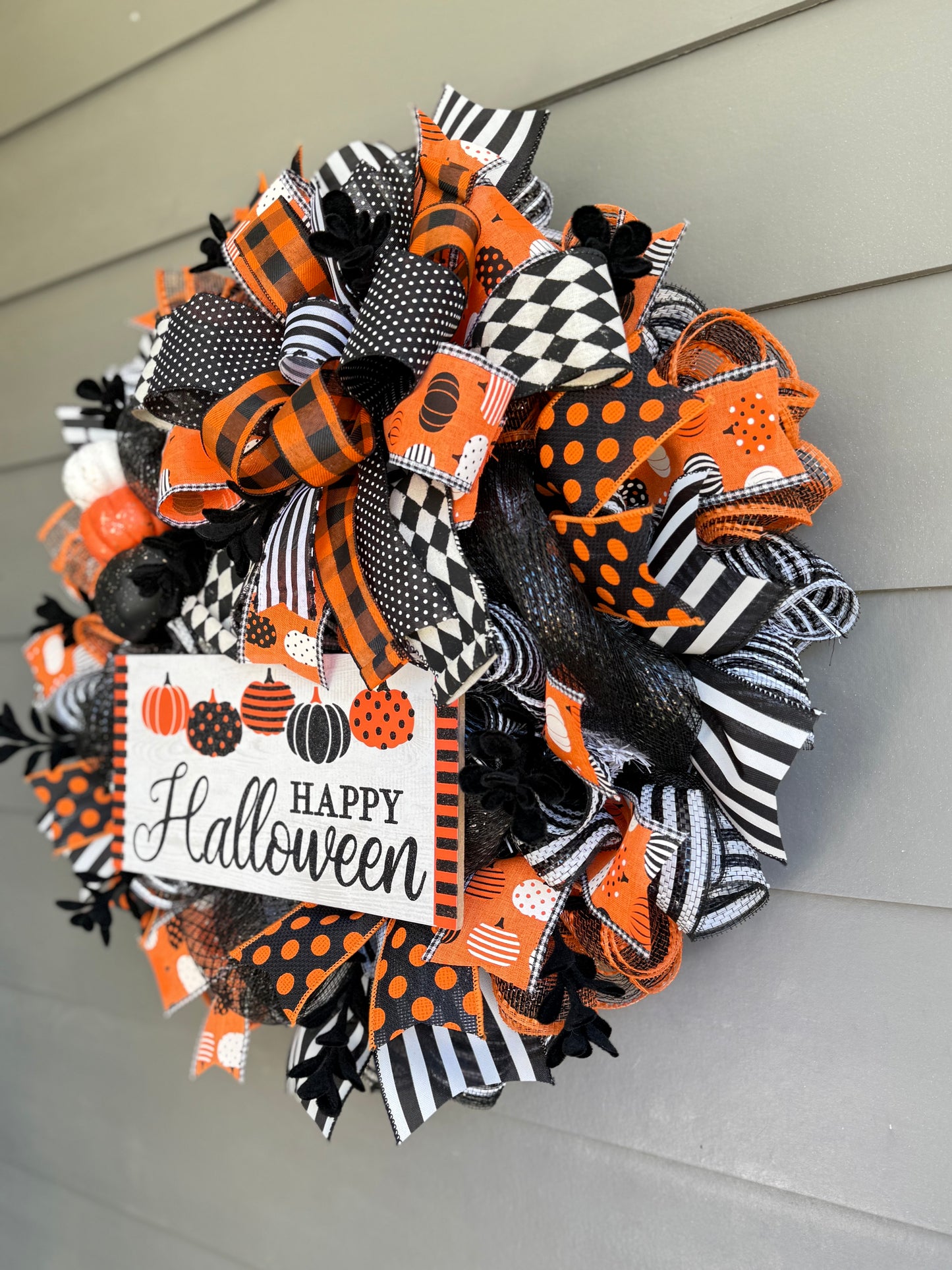 Happy Halloween Pumpkin Wreath