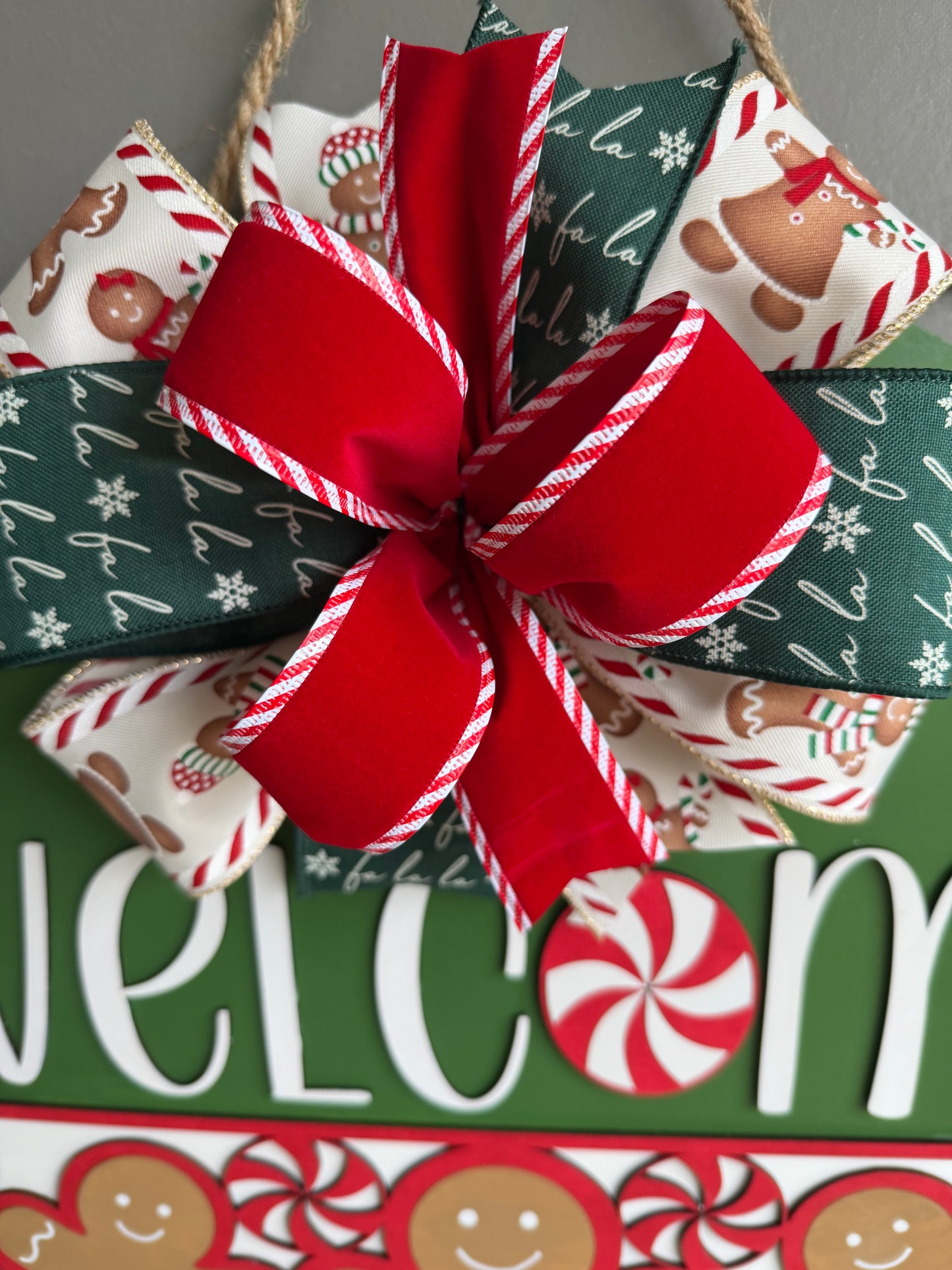 Gingerbread & Peppermint Welcome Hanger