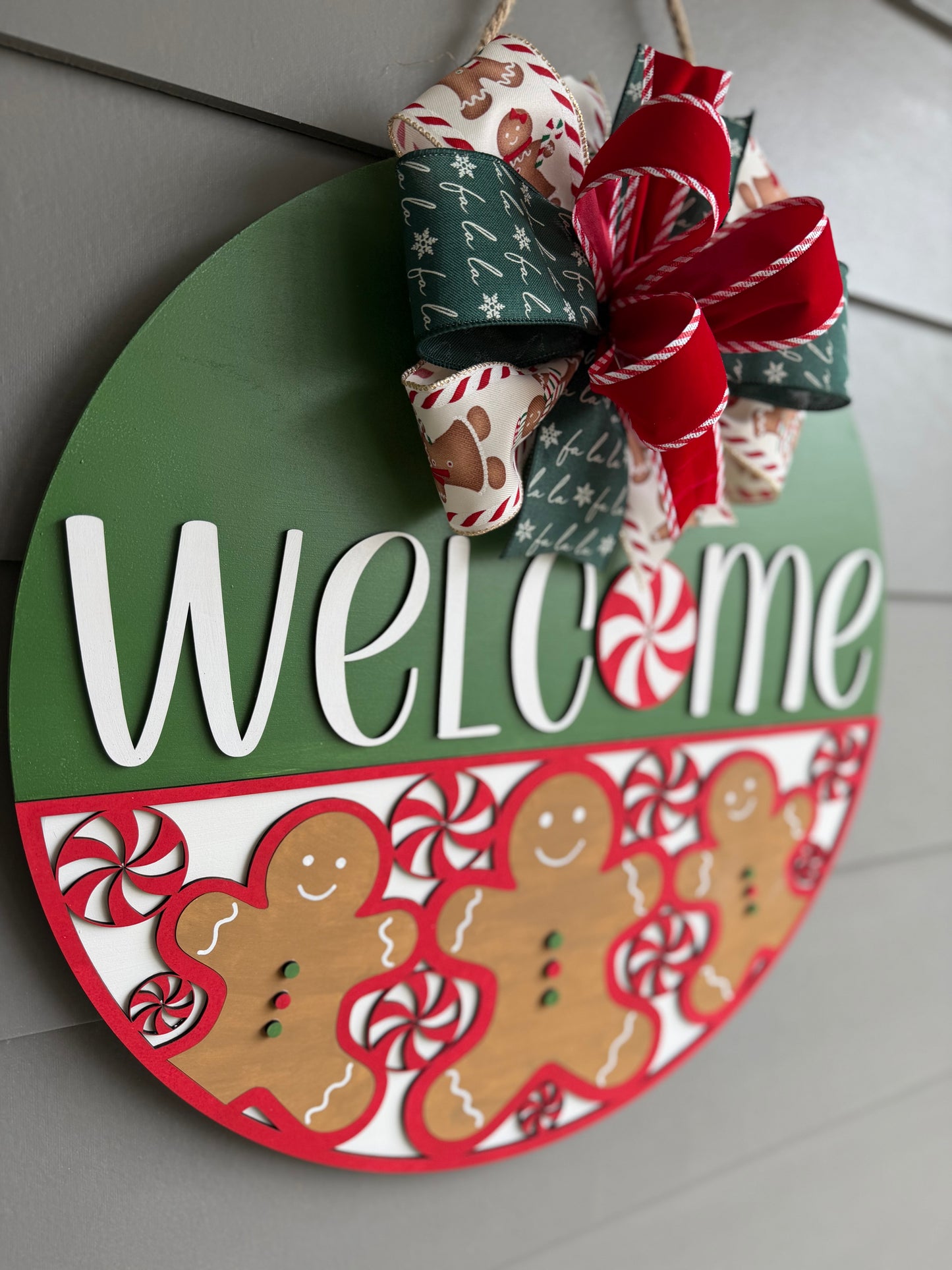 Gingerbread & Peppermint Welcome Hanger