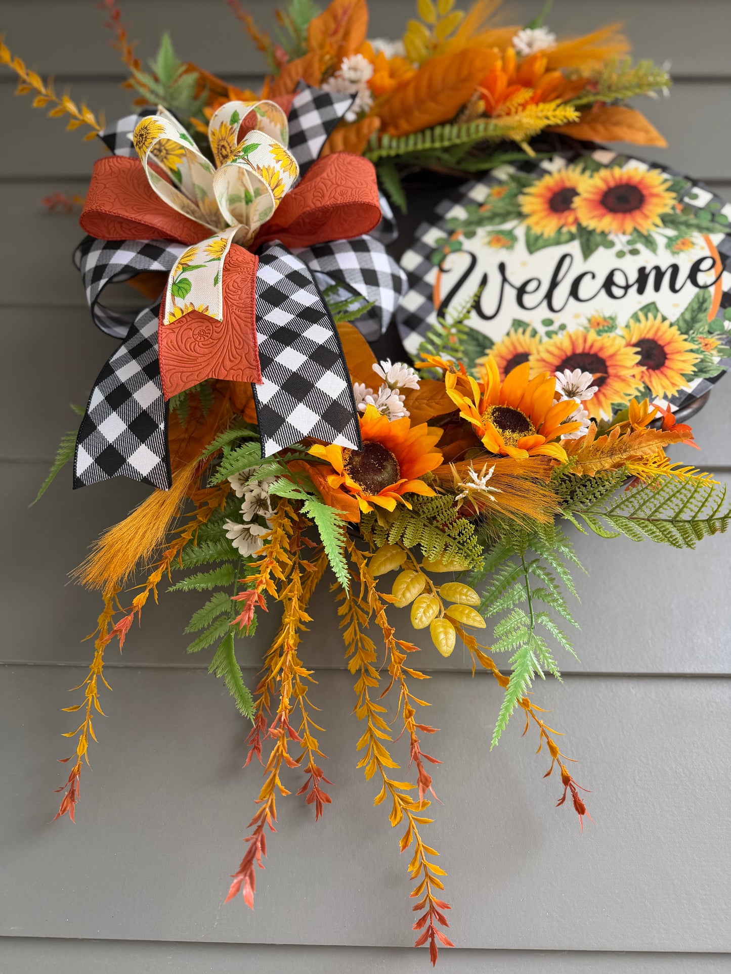 Fall Sunflower Welcome Wreath