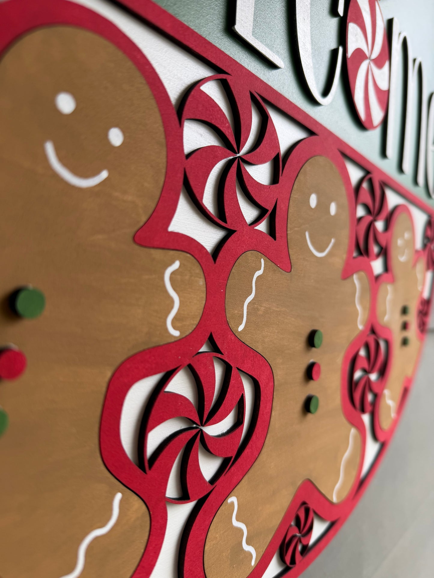 Gingerbread & Peppermint Welcome Hanger