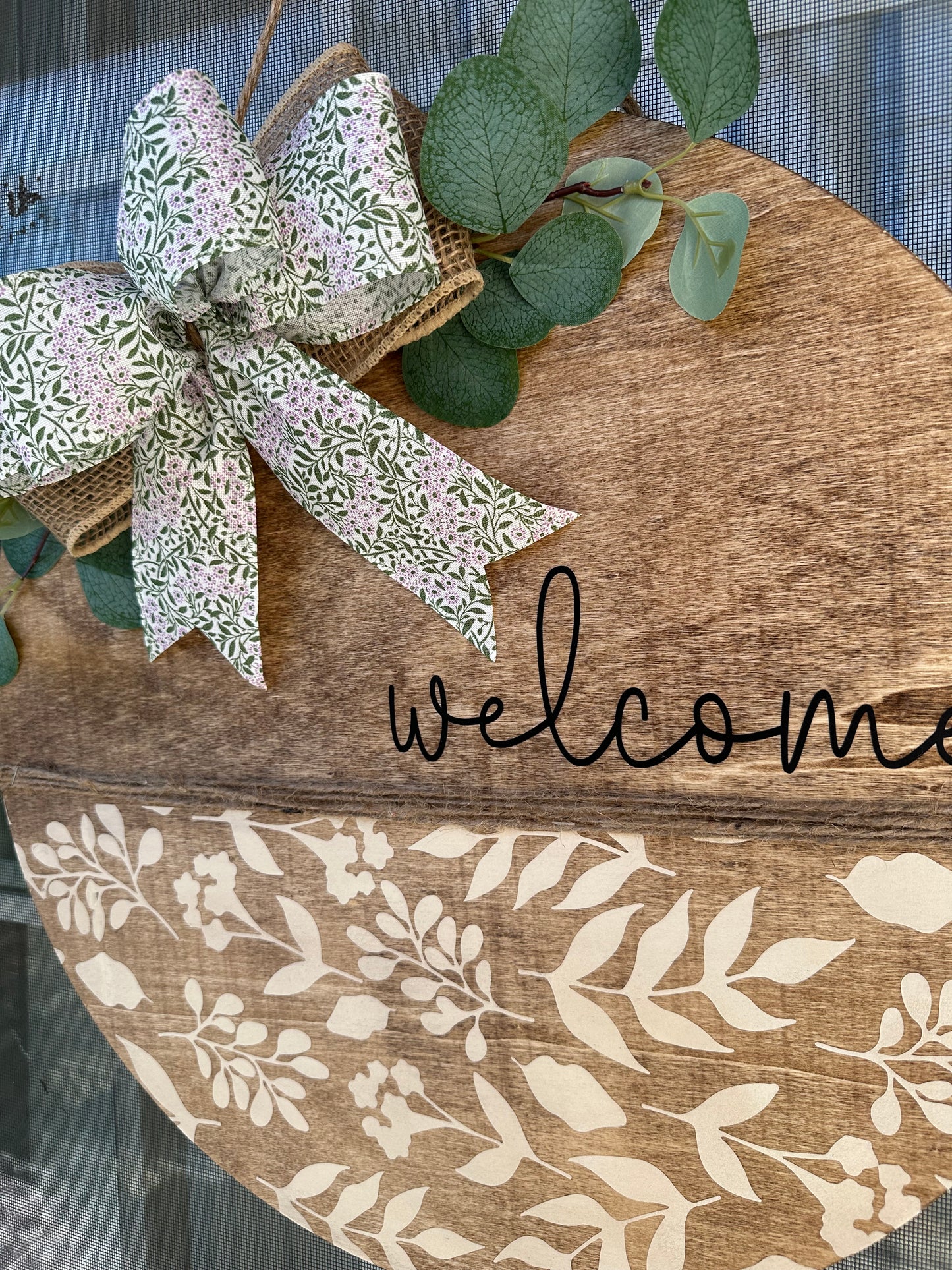 19” Welcome - Stained Wood Sign with Magnetic Bow - Spring Leaf Pattern