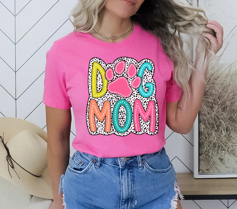 Dog Mom Tee