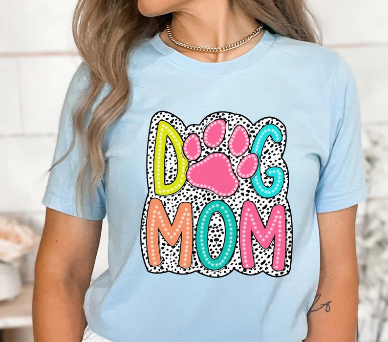 Dog Mom Tee