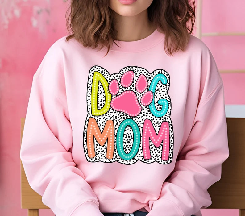 Dog Mom Tee