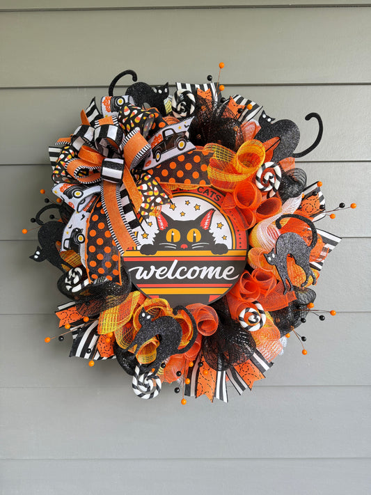 Scaredy Cats Welcome Halloween Wreath